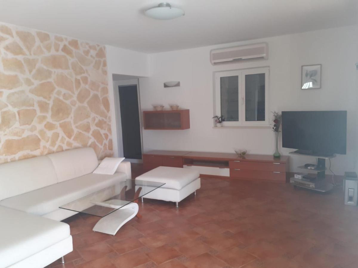 Apartments Ilicic Supetar Kültér fotó