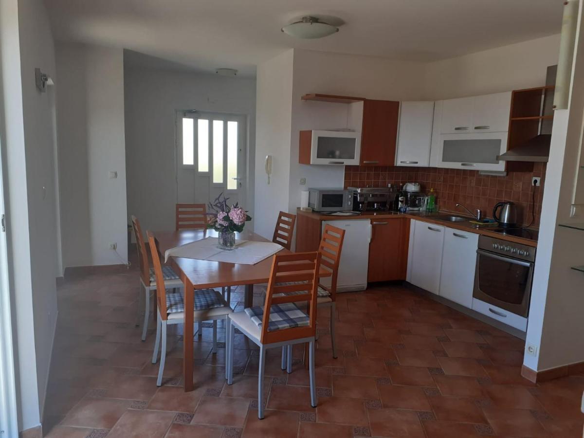 Apartments Ilicic Supetar Kültér fotó