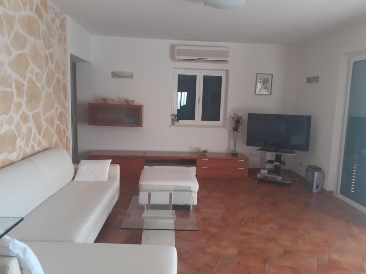 Apartments Ilicic Supetar Kültér fotó